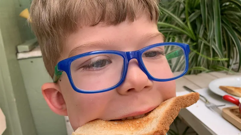 26 frankie toast