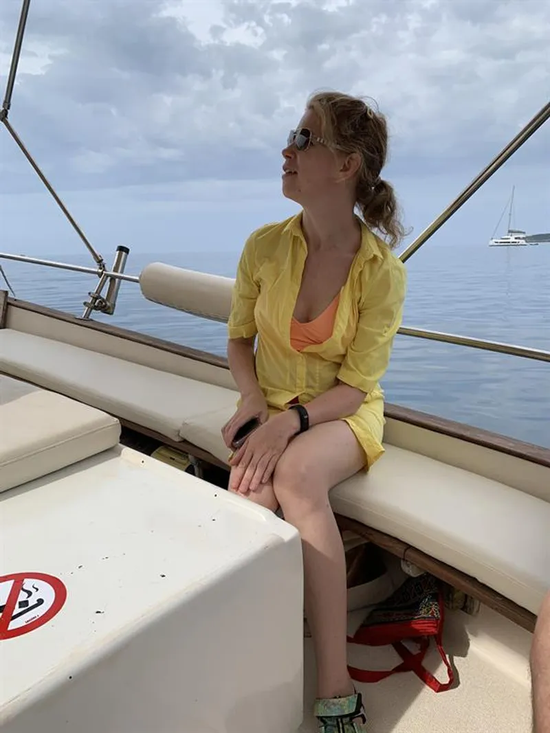 27 mama boat