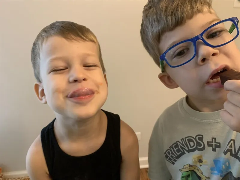39 bros candy