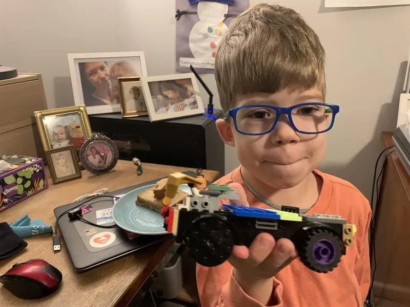 47 frankie proud lego
